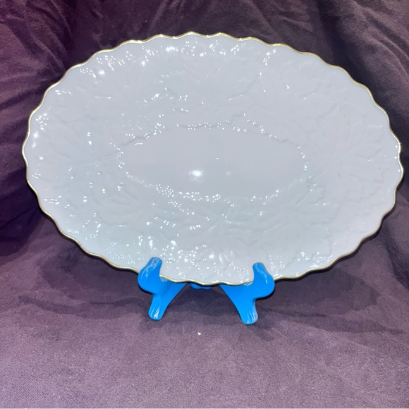 Vintage Lenox “Maple Leaf” Ivory Gold Trimmed Porcelain Oval Serving Platter - Picture 5 of 6